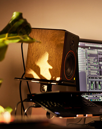 One Studio Monitor on a Studio Monitor Stand in a small setup